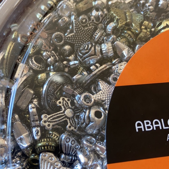 Brand New Container of assorted Crafting Beads - Picture 2 of 3